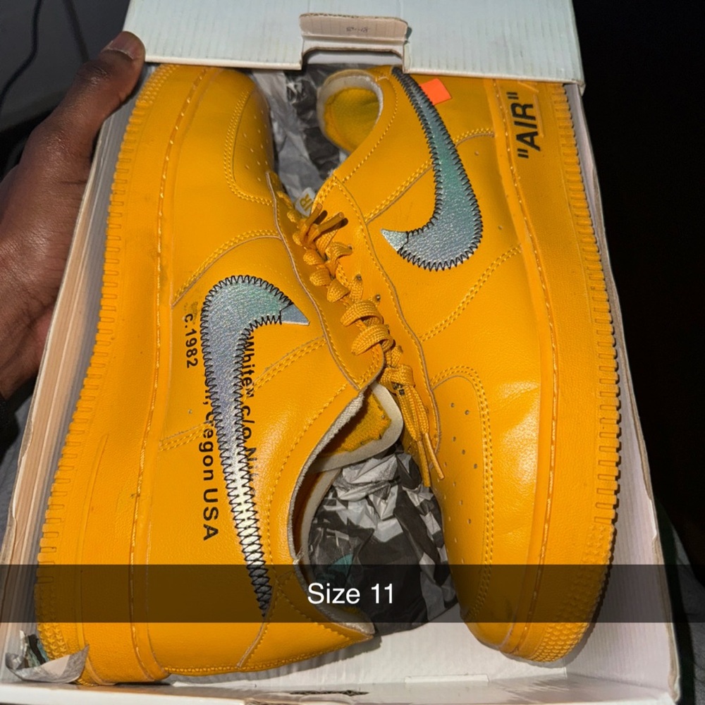 Nike Air Force 1 Yellow Sneakers